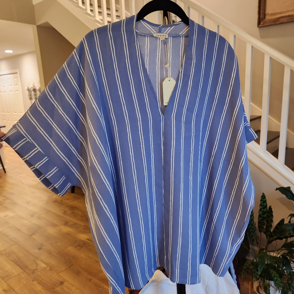 JODIFL blue and white striped top, size L